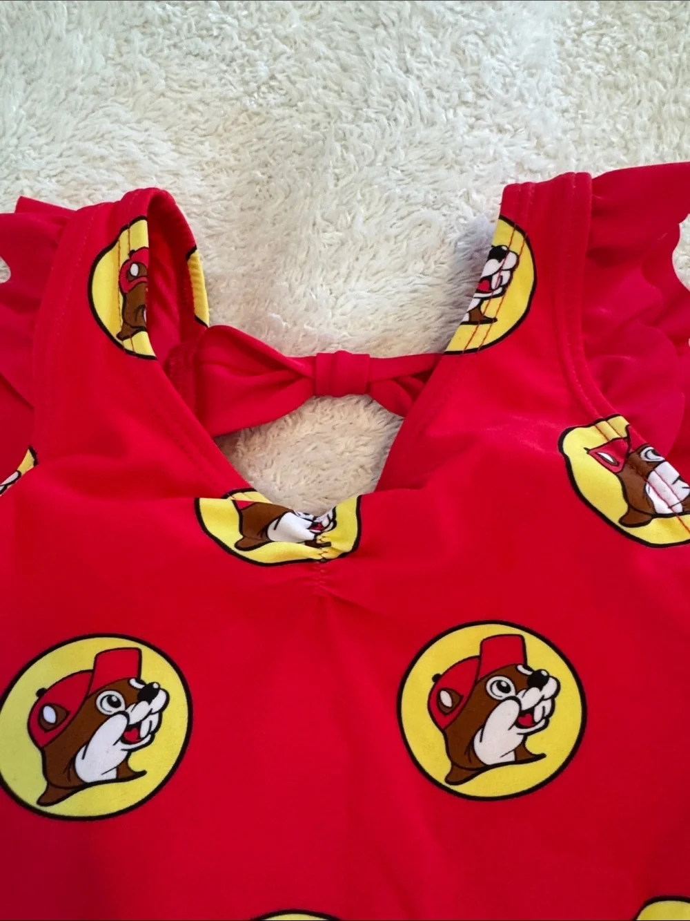 Buc-Ees 2t little